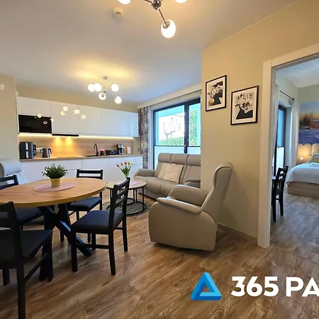 Flora Solny 6-osobowy - 365pam Apartament Ustronie Morskie